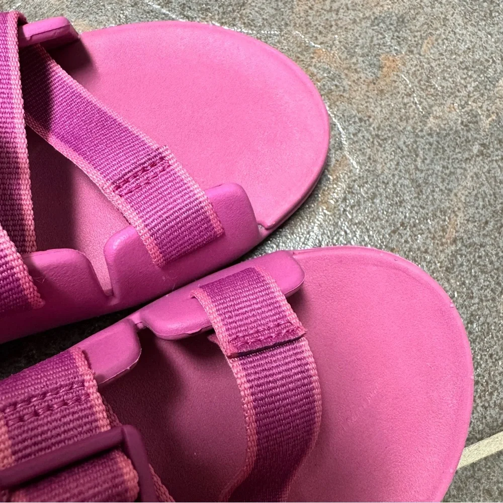 NEW Chaco Chillos Slides Kids Buckle Sandals Outskirt Fuchsia Pink 5 NWT